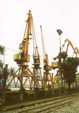 Santos, port, 2002 – photo by Justyna Józefiak